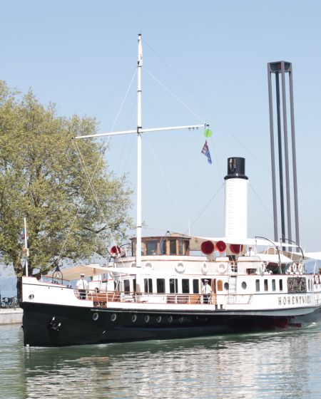 Bodenseeschifffahrt Hohentwiel im Hafen Bregenz