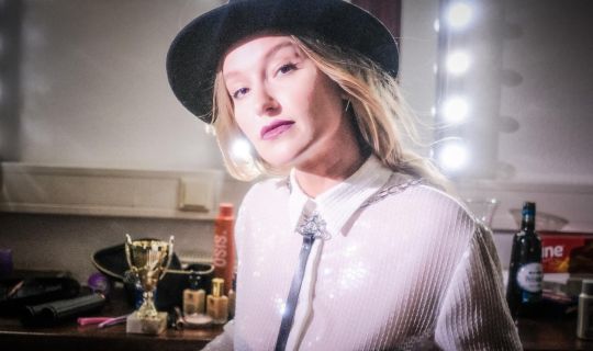 206_saumarkt_Malarina-Trophaeenraub-Foto-quercChristopher-Glanzl.jpg 206_saumarkt_Malarina-Trophaeenraub-Foto-quercChristopher-Glanzl.jpg