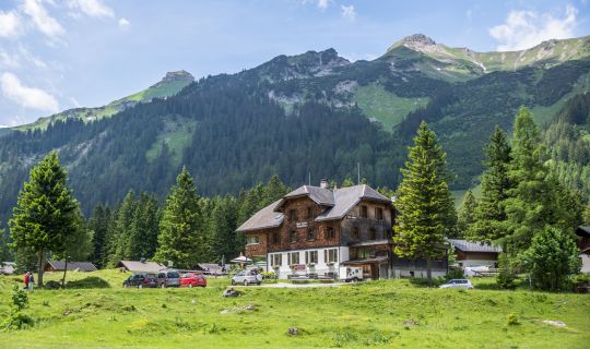 Alpengasthof Gamperdona im Nenzinger Himmel Alpengasthof Gamperdona im Nenzinger Himmel