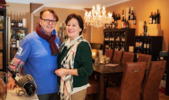 Hill Weinbar Vinothek-0001 Stiplovsek Hill Weinbar Vinothek-0001 Stiplovsek