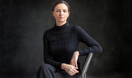 Yvonne Widler, Foto: Matthäus Proskawetz 2025 saumarkt portrait-yvonne-widler_foto_Matthäus Proskawetz.jpg