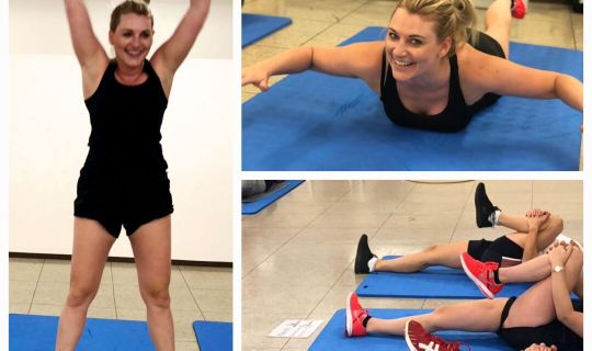 Eine Collage von Frauen, die Ãbungen machen Eine Collage von Frauen, die Ãbungen machen