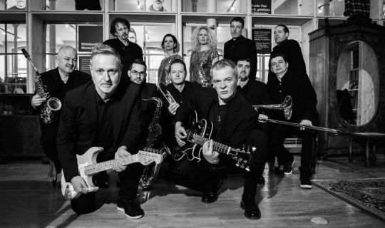 Spinning wheels neu.jpg