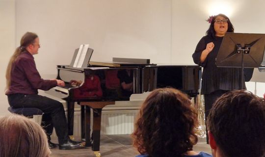 Sologesang Silvia Sandholzer mit Klavierbegleitung