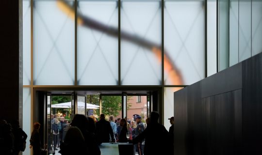 AusstellungserÃ¶ffnung Cyprien Gaillard