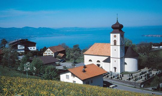 Eichenberg mit Blick über den Bodensee Eichenberg mit Blick über den Bodensee