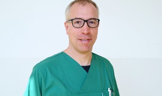 Dr. Hannes Lienhart, Med Konkret bild 2021 medkonkret OA Dr. Hannes Lienhart_2@KHBG.JPG