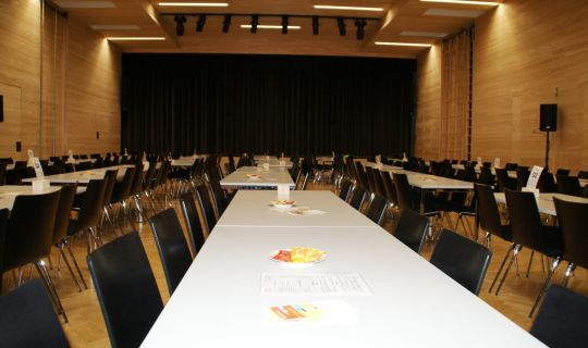 Gemeindesaal Buch: SpielstÃ¤tte des Vereins Theater in Buch