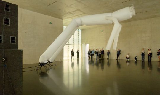 AusstellungserÃ¶ffnung Cyprien Gaillard
