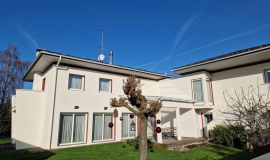 Ferienhaus 80er Liebe mit Whirlpool