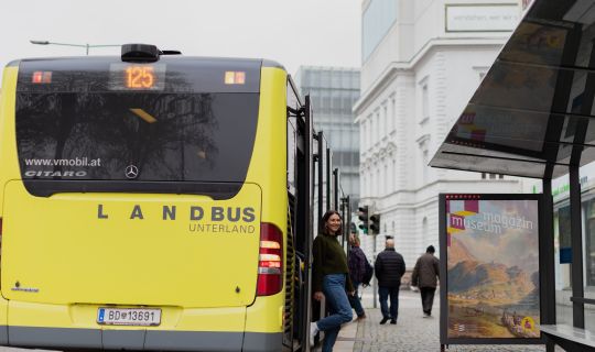 Öffentlicher Verkehr, Bushaltestelle Bregenz Öffentlicher Verkehr, Bushaltestelle Bregenz