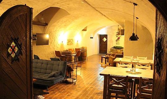 Bärenkeller 01 Bärenkeller 01