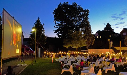 Freiluftkino.jpg Freiluftkino.jpg