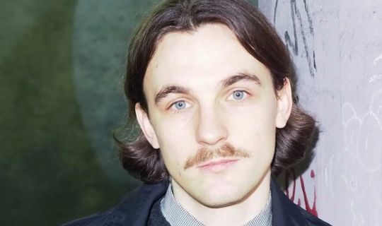 Kaleb Erdmann (c) Jakob Kielgass 2025_KalebErdmann_Foto_JakobKielgass.jpg