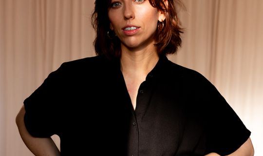 Anne Sauer (c) Tara Wolff 2026_saumarkt_Literaturtage_Anne_Sauer_Foto_Tara_Wolff.jpg