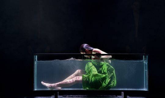 csm_200314_Danish_Dance_Theatre_SIREN_Paul_Kolnik_2_b4e1a78e48 csm_200314_Danish_Dance_Theatre_SIREN_Paul_Kolnik_2_b4e1a78e48
