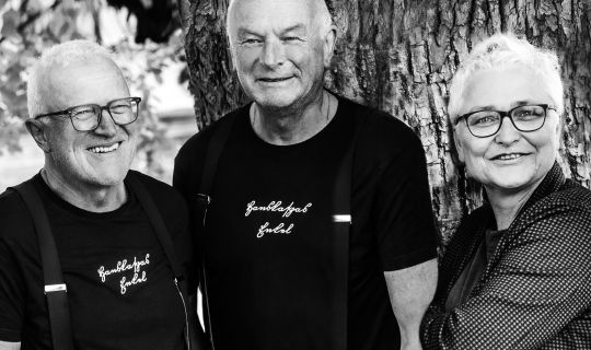 Foto Hofkultur 1_c_hanskaspasenkel.jpg Foto Hofkultur 1_c_hanskaspasenkel.jpg
