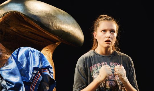 bitchboxerâ¬Â®anjakoehler240175slider.jpg bitchboxerâ¬Â®anjakoehler240175slider.jpg