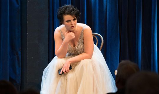 2026_saumarkt_kein leichtes mÃ¤dchen.jpg