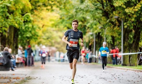 3LaenderMarathonSParkasse.jpg 3LaenderMarathonSParkasse.jpg