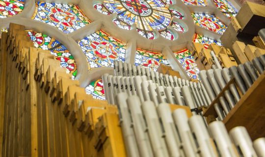 Herz Jesu Kirche Bregenz mit Orgel