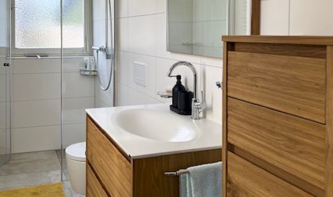 Haus Erna Nenzing, Badezimmer2 © - Haus Erna Nenzing, Badezimmer2 © -