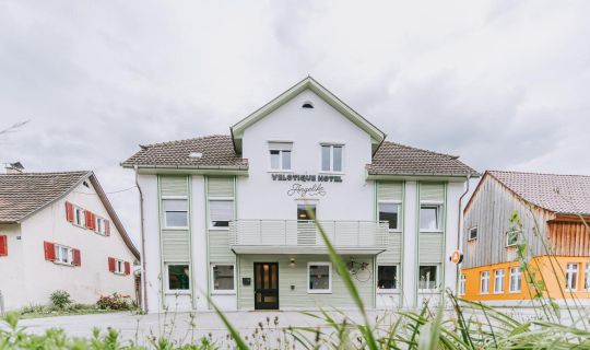 Velotique Hotel Angelika - Self-Check-in