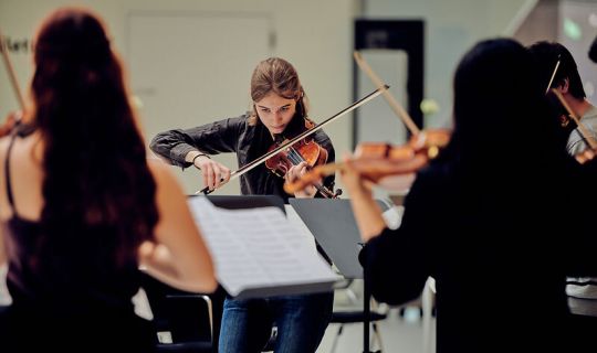 Violine 2026_Stella_violine__c_victor_marin.jpg