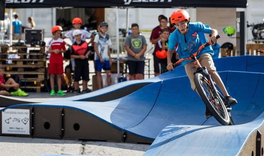 Pumptrack-Bahn erneut beim Skatepark Oberau (c) TVB Paznaun-Ischgl.jpg Pumptrack-Bahn erneut beim Skatepark Oberau (c) TVB Paznaun-Ischgl.jpg