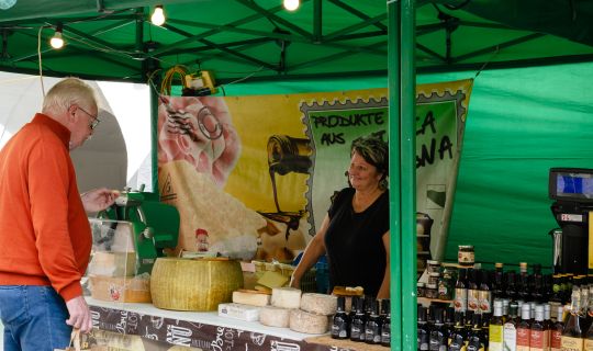 Italienischer Markt Neustadt 2024 Italienischer Markt Neustadt 2024