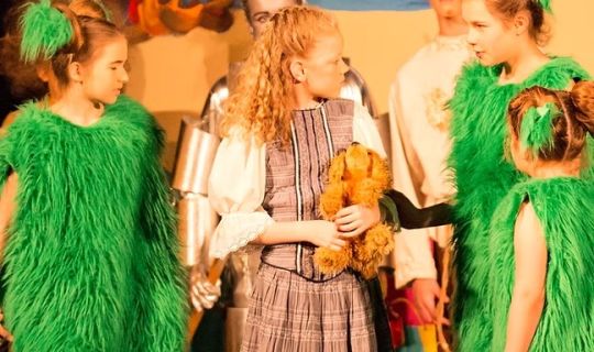 DerZauberervonOz_SpielkreisGötzis.jpg DerZauberervonOz_SpielkreisGötzis.jpg