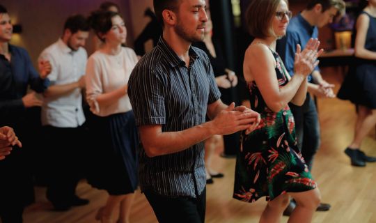 TS Hieble TALOU Line Dance.jpg TS Hieble TALOU Line Dance.jpg