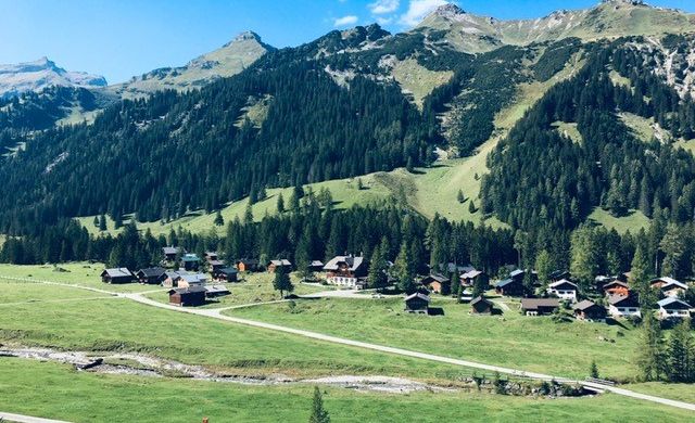 Alpengasthof Gamperdona, Nenzinger Himmel