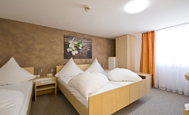 Pension zum LÃ¶wen Dornbirn, Dreibettzimmer