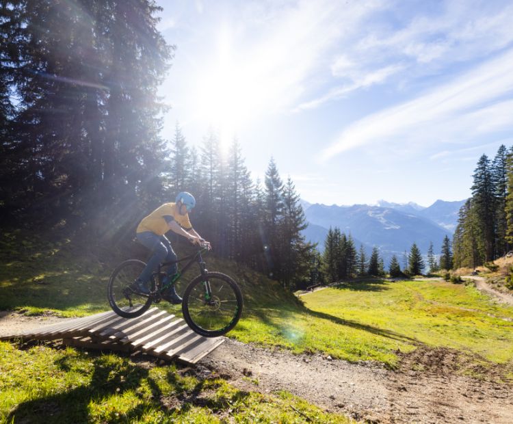 __NO_NAME__ __NO_NAME__