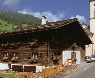 Julia Mangeng - Projekt Loccata Alpin- und Tourismusmuseum