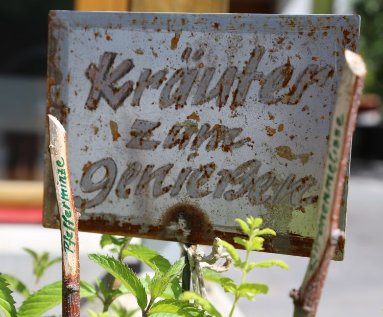 Roland Fritsch Kräuterweg "Probiar Amol" - Sport Stöckl