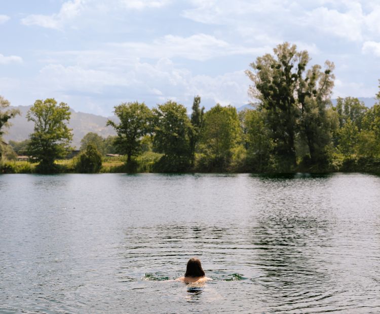 Schwimmen im Jannersee © Jessica Lerchenmüller, Bodensee-Vorarlberg Tourismus