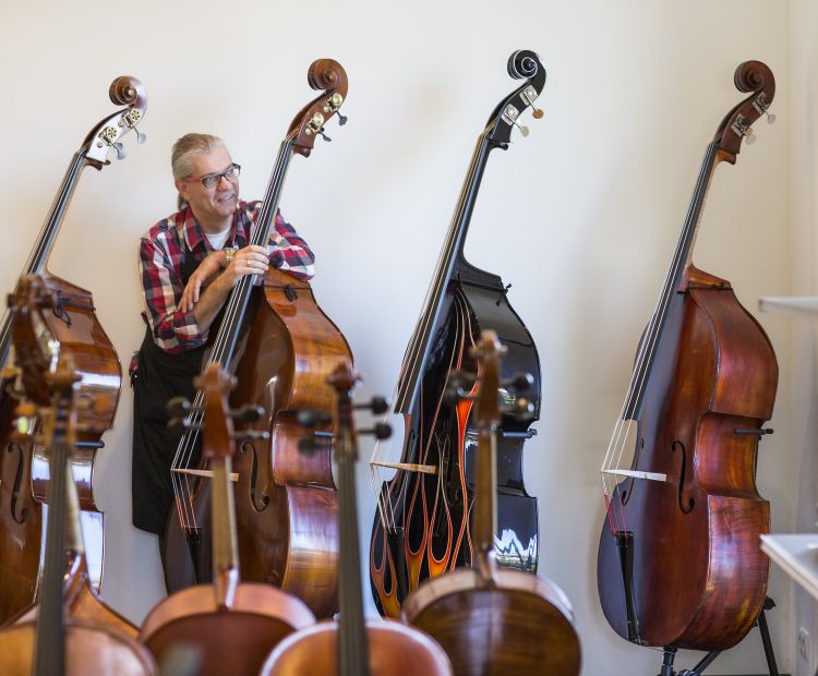 Geigenbauer Johannes Schuricht (c) Petra Rainer - Bodensee-Vorarlberg Tourismus GmbH (24)