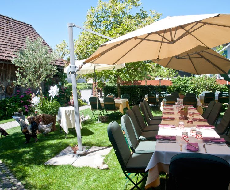 Gastgarten Gasthof Hotel Mohren  Gastgarten Gasthof Hotel Mohren