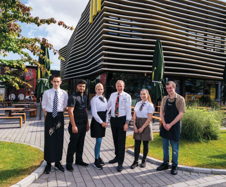 Gruppenbild Mc Donalds