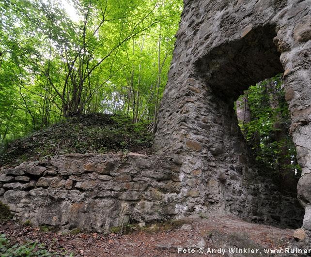 Barbara Neyer - Foto: Andy Winkler Lochau, Burg Althofen