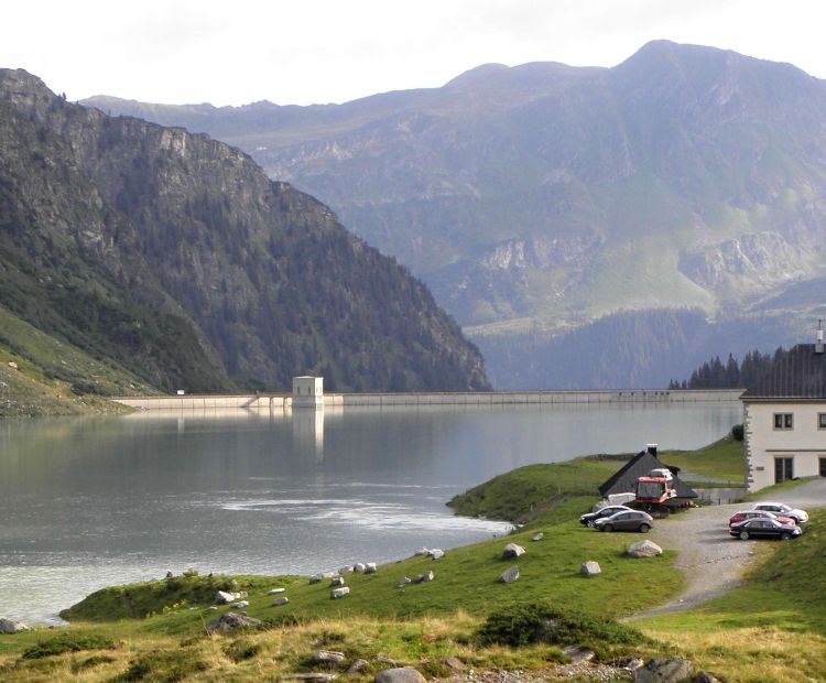 Staumauer des Vermuntsees