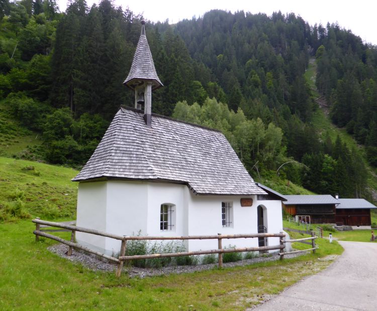 Rastermansch Kapelle RÃ¼ti
