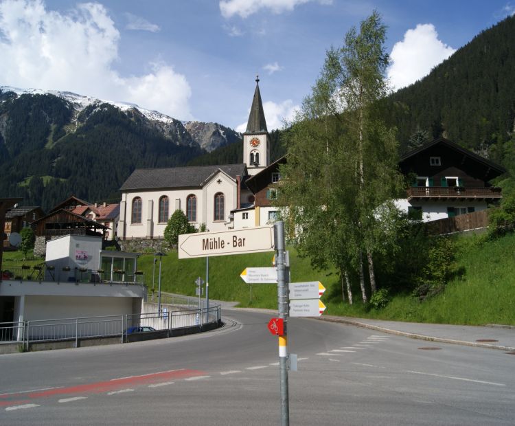 Christina Wachter - Montafon Tourismus GmbH_Roland Fritsch Pfarrkirche Hl. Michael Gaschurn