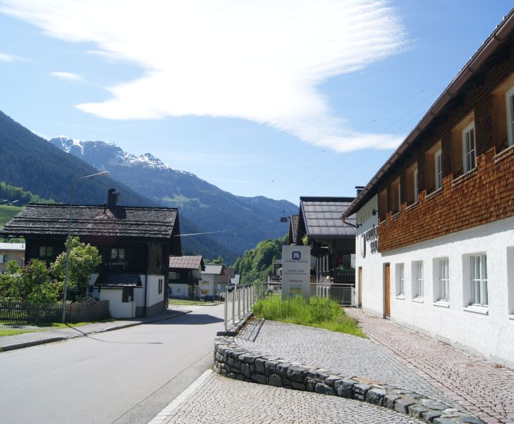 energie.raum/Vallülasaal Partenen energie.raum/Vallülasaal Partenen