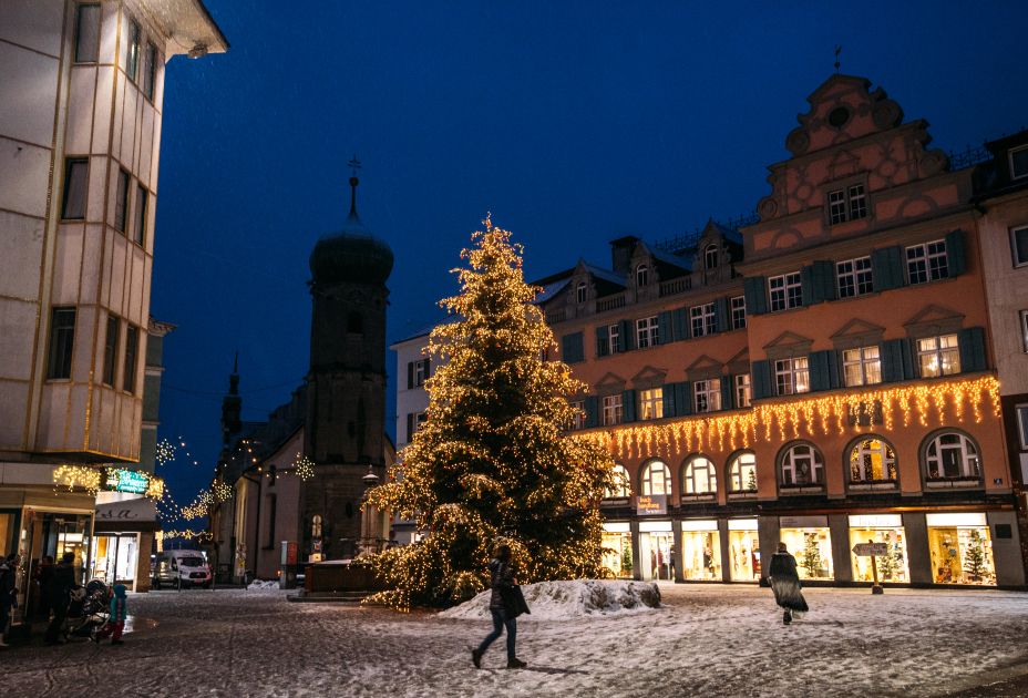 Leutbühel Weihnachtsbaum ©Christiane Setz - visitbregenz.JPG Leutbühel Weihnachtsbaum ©Christiane Setz - visitbregenz.JPG