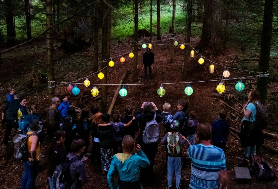 Waldführung 1.jpg Waldführung 1.jpg