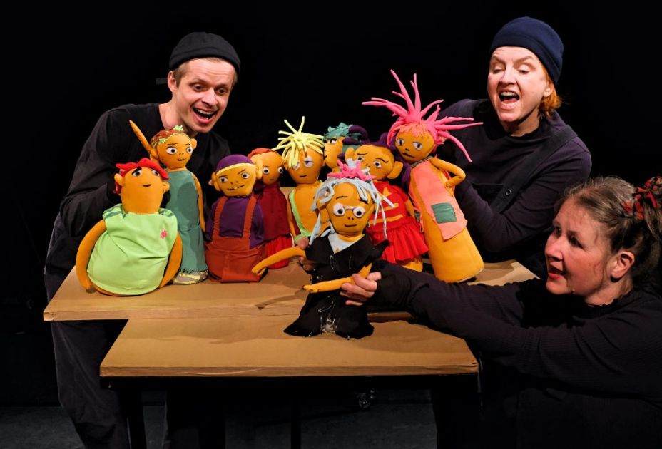 Nett Materialtheater @Luigi Consalvo9.jpg