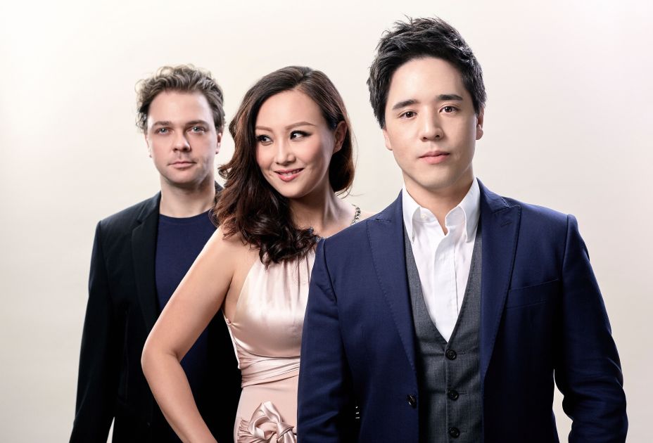 Sitkovetsky-trio-.jpg Sitkovetsky-trio-.jpg